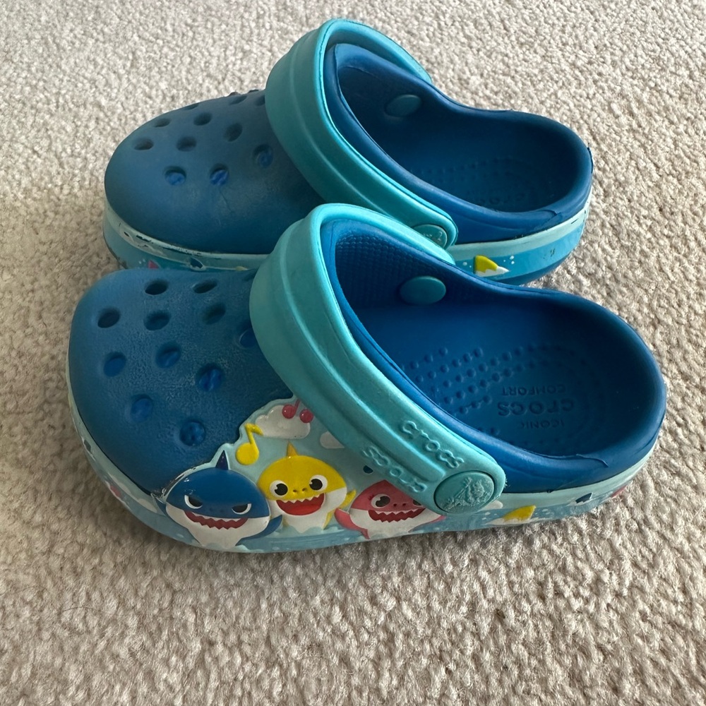 Baby Shark Crocs